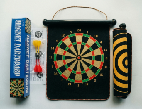 🏹🎯 Magnetic Dart Board | لعبة رمي الأسهم المغناطيسية